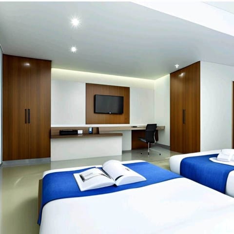 Family Room | Free WiFi
