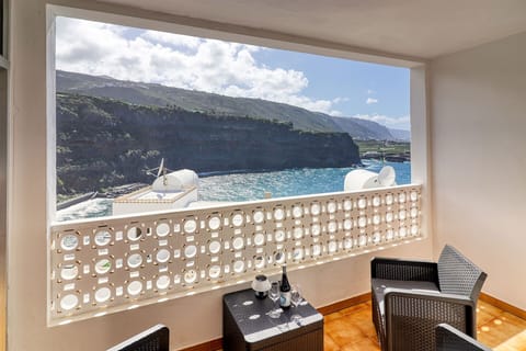 Balcony with ocean & sunset view