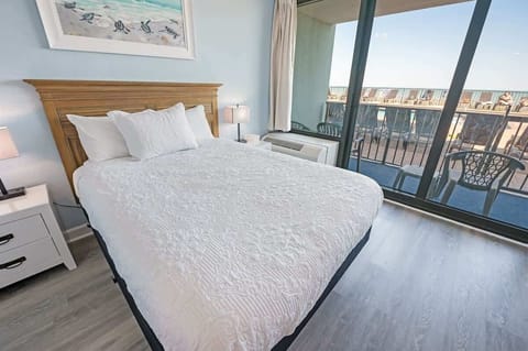 Amazing Bedroom, Beautifully Decorated