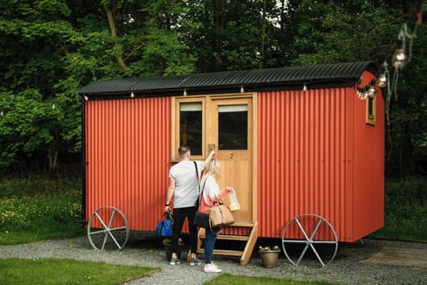 SH-Huts-May-18-006