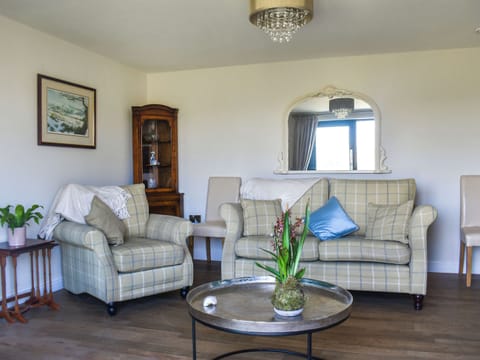 Living area | The Wolfs Den - Fox and Wolf Retreats, Laneshawbridge, near Colne