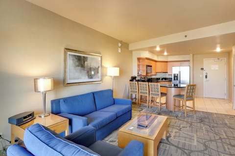 Las Vegas Vacation Rental | 1BR | 1BA | 751 Sq Ft | Step-Free Access