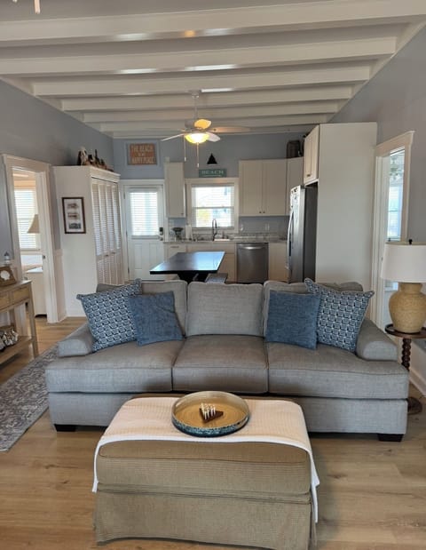 Living Room - Main