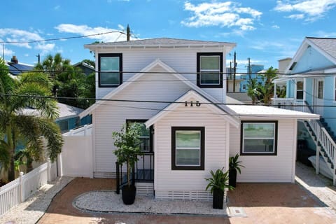 735861c1-2ab7-449d-9263-2f409e69ab86