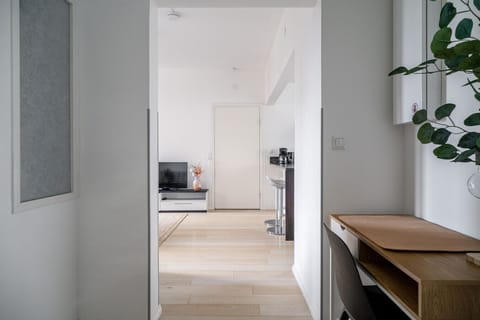 You`ll find a separate working space, so remote working in the apartment is great.