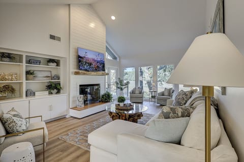 45 Stoney Creek - Living Room Marsh View