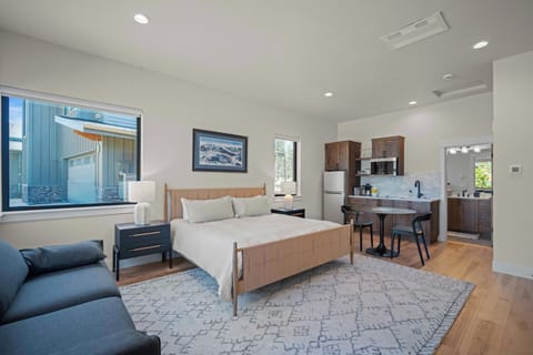 18197 Forestbrook Interior Updates-01