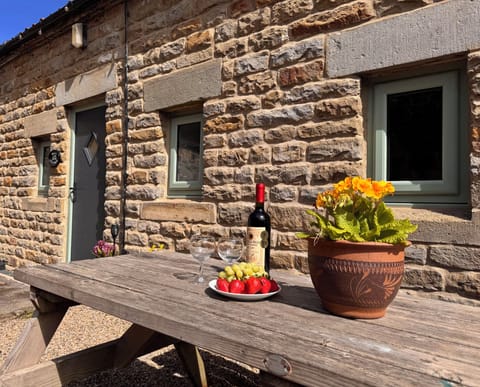 Cottage | Outdoor dining