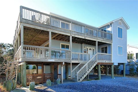 exterior-front elevation-dsc_9195