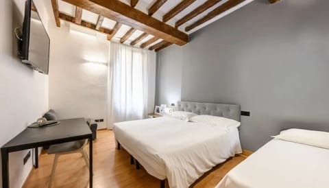 Comfort Apartment | 1 bedroom, iron/ironing board, free WiFi
