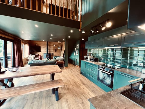 Open plan kitchen / dining / living