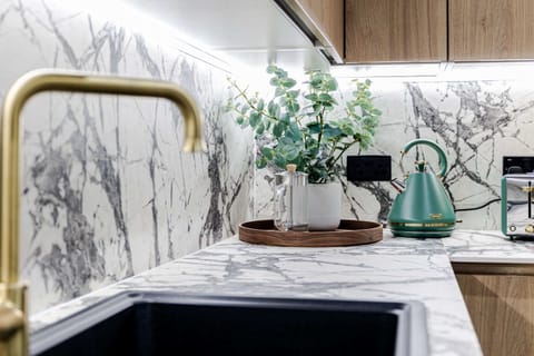 Kitchen fully Equiped