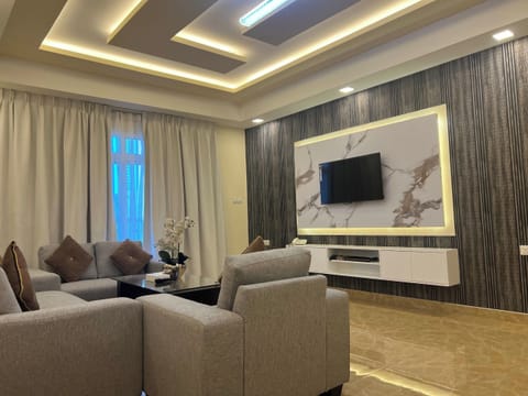 Deluxe Apartment, 2 Bedrooms | 2 bedrooms, in-room safe, blackout drapes, iron/ironing board