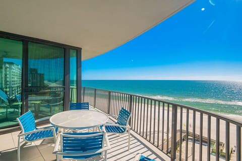Condo, 3 Bedrooms | Outdoor dining