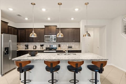 16085 Blue Wave Way (6).jpg