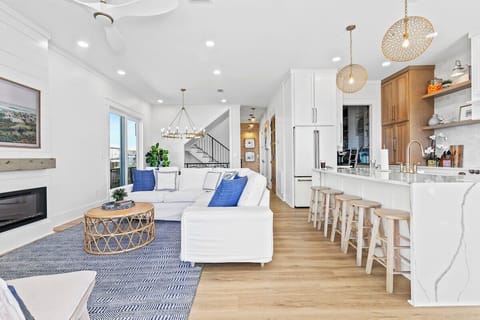 55-1444 W Lagoon Ave - North 4