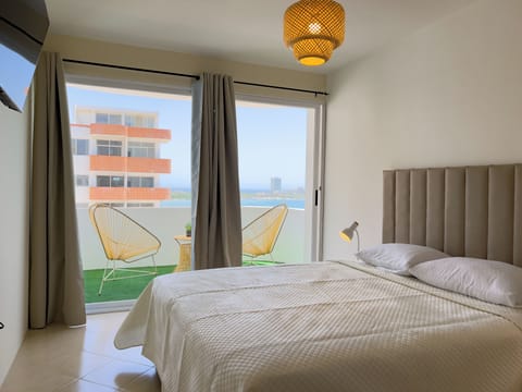 Beautiful room with ocean view