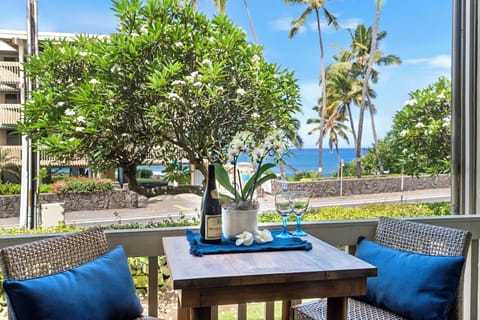 Fabulous Ocean View from Lanai