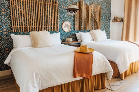 The Corral – Two queen beds, sleeps 4, private en-suite bath