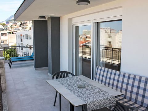 Flooring, Interior Design, Floor, Apartment, Balcony, Ceiling, Condominium, Chair, Shade, Porch