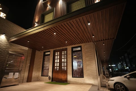 Deluxe Double Room, City View | City view