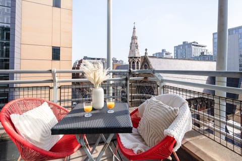Apartment, 1 Bedroom, Non Smoking, City View | Balcony