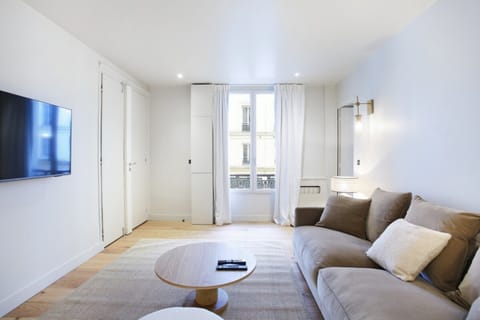 Apartment | Living area
