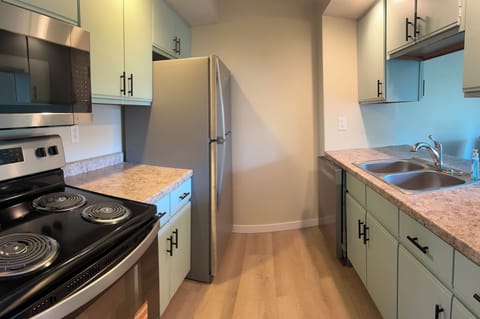 Brand New Appliances!!