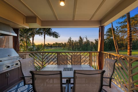 Beautiful Golf Course Views from Back Lanai
