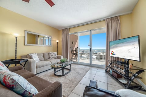 Welcome to The Dunes 708!