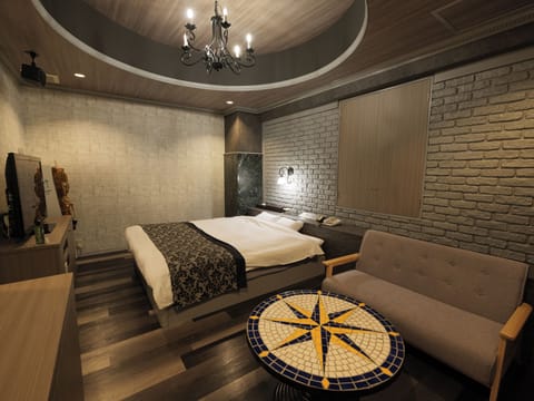 Standard Room (Smoking) | Free WiFi