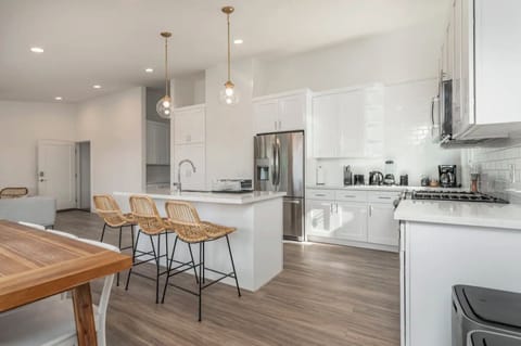 Superior Apartment | Private kitchen | Coffee/tea maker