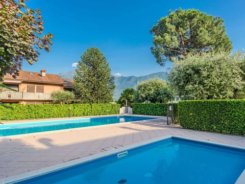 Blue, Swimming Pool, Resort, Garden, Shade, Eco Hotel, Landscaping, Water Feature, Backyard, Yard