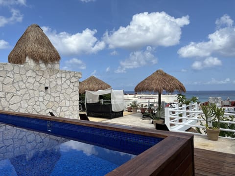 Sundeck