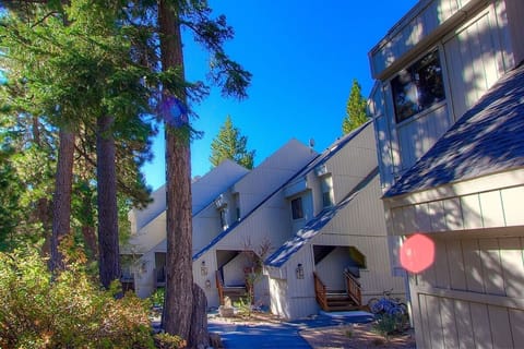 Condo, 2 Bedrooms | Exterior