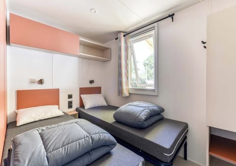 Premium Mobile Home, 3 Bedrooms | 3 bedrooms