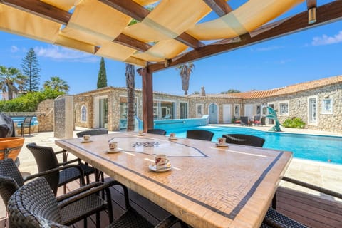 House | 5 bedrooms
