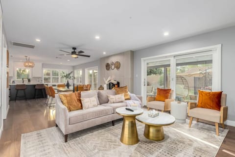 House | 4 bedrooms, desk, high-speed internet