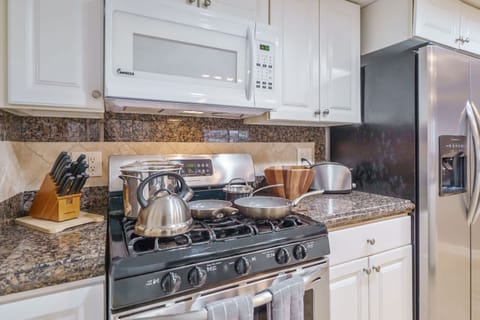 Apartment, Accessible | 3 bedrooms, Internet