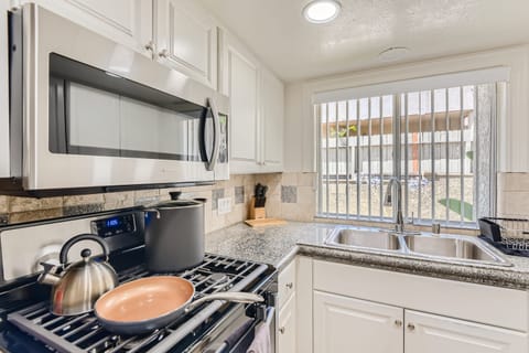 Apartment | 3 bedrooms, Internet