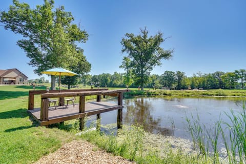 Webster Vacation Rental | 2BR | 2BA | Step-Free Entry | 1,500 Sq Ft