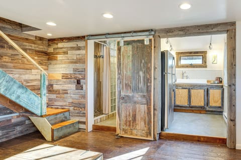 House (1 Bedroom) | Interior