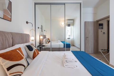 Apartment, 2 Bedrooms, Kitchen, City View | 2 bedrooms, premium bedding, in-room safe, individually decorated