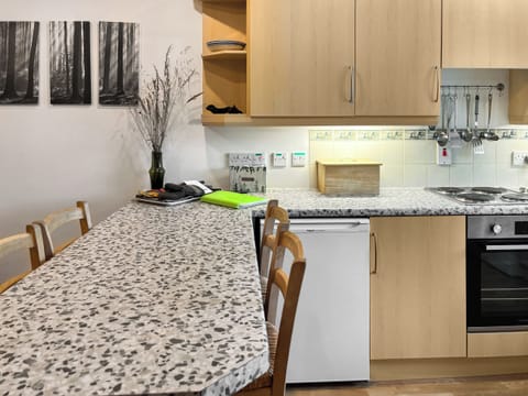 Kitchen | Heath Cottage, Boat of Garten, near Aviemore