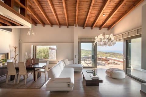 House | 3 bedrooms, desk, high-speed internet