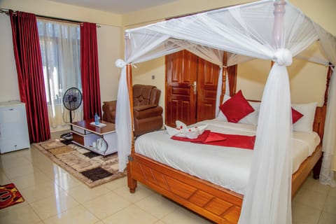Blackout drapes, iron/ironing board, free WiFi