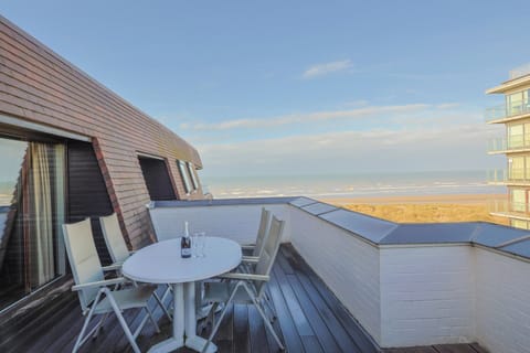 Apartment | Balcony