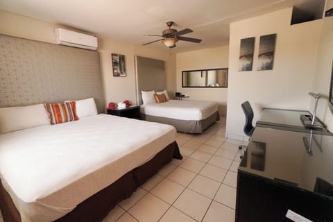 Superior Double Room | Desk, laptop workspace, free WiFi