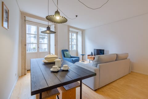 Apartment | Dining