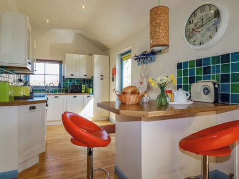 Fridge, microwave, dishwasher, toaster